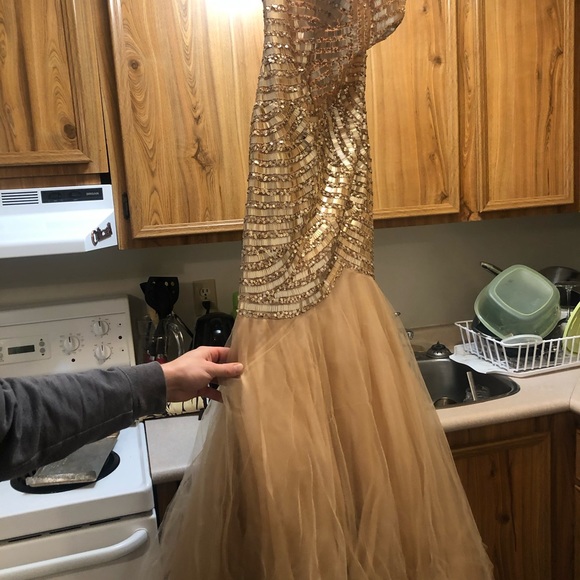 Graduation/Prom Dress - Picture 2 of 3